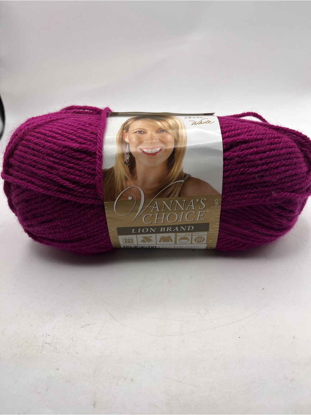 Vanna’s Choice Lion Brand - Magenta
